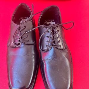 Mens dress shoes
